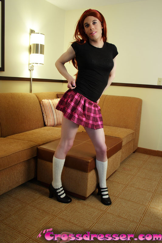 Free pics of Crossdresser Schoolgirl - stockings-divas.com.